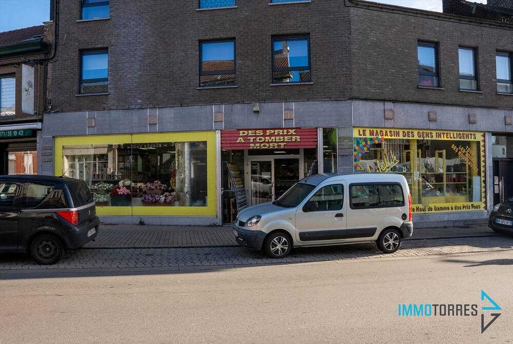 Appartementsgebouw te in Jumet 6040 795000.00€ slaapkamers 742.00m² - Zoekertje 283672