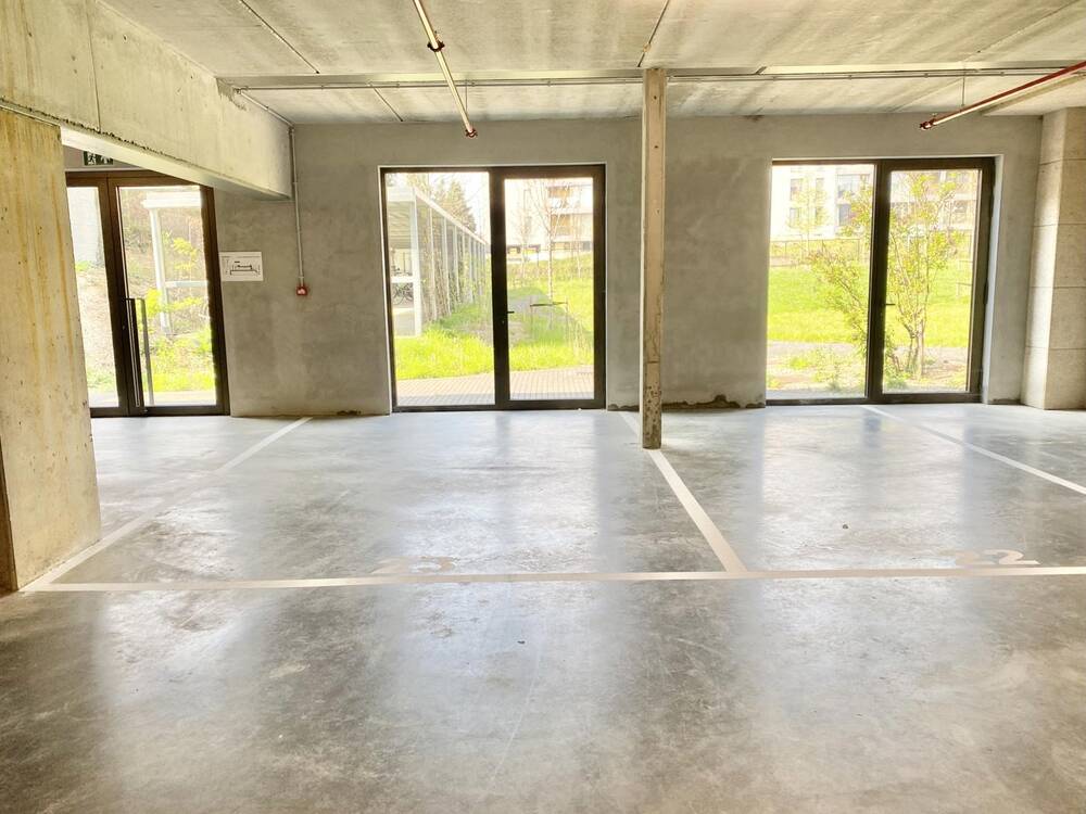 Parking / garage à vendre à Neder-Over-Heembeek 1120 15000.00€ chambres m² - annonce 284020
