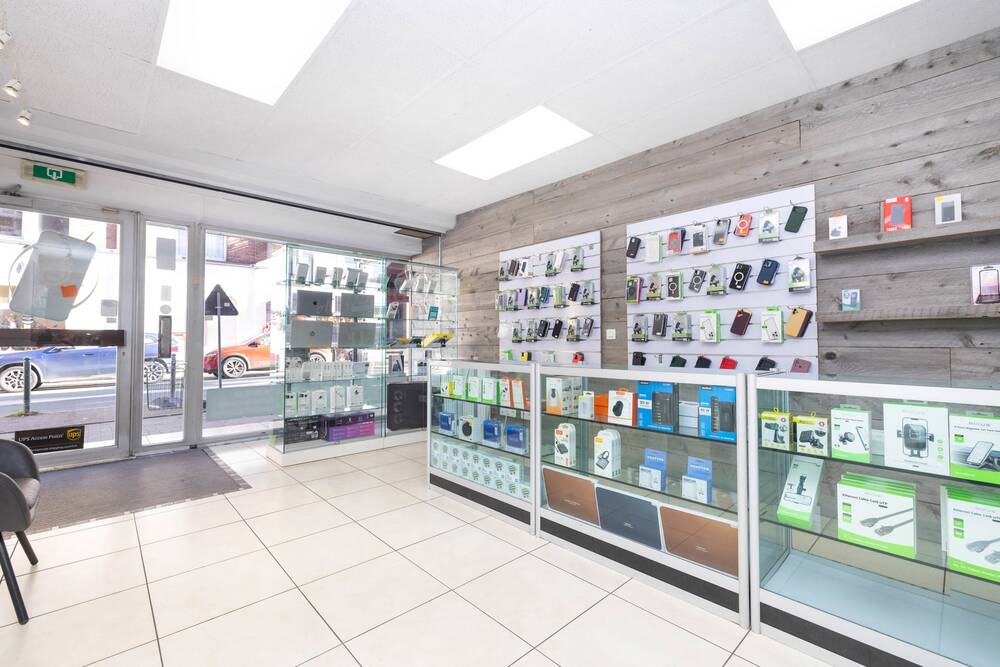 Handelszaak te koop in Ukkel 1180 270000.00€ slaapkamers 100.00m² - Zoekertje 290633