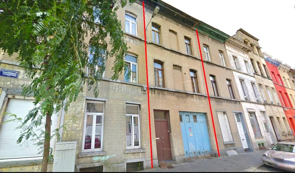 Immeuble de rapport - Immeuble à appartement à vendre à Molenbeek-Saint-Jean 1080 240000.00€ 4 chambres m² - annonce 290672