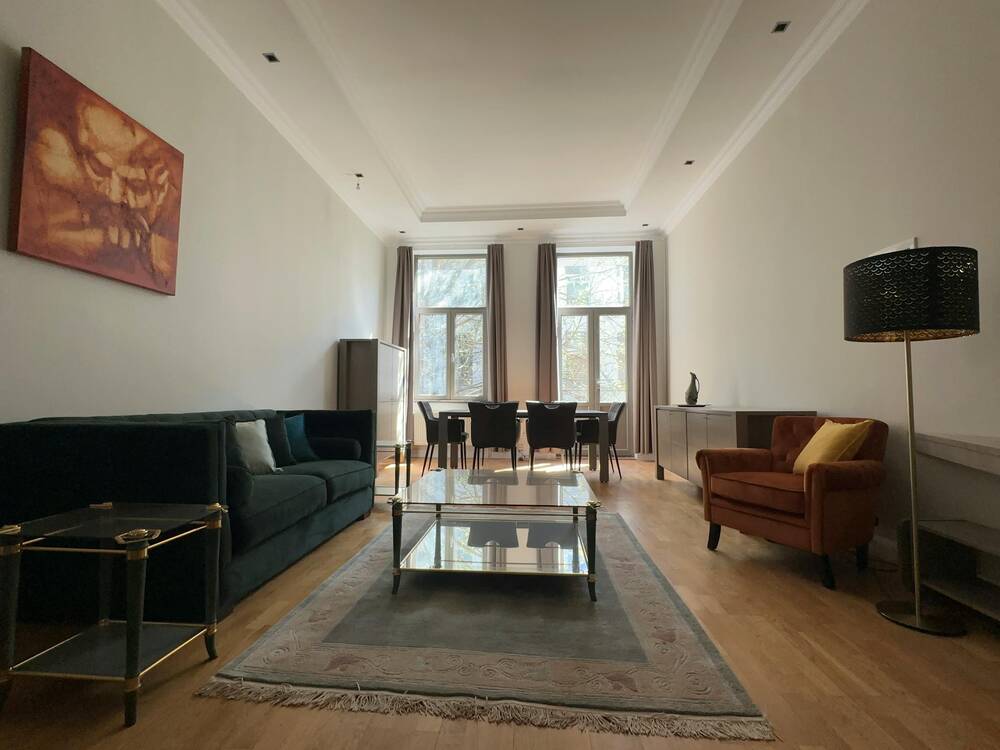 Appartement à louer à Saint-Josse-ten-Noode 1210 1200.00€ 1 chambres 95.00m² - annonce 795292