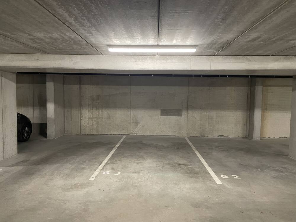 Parking & garage te koop in Laken 1020 92700.00€ slaapkamers m² - Zoekertje 315664