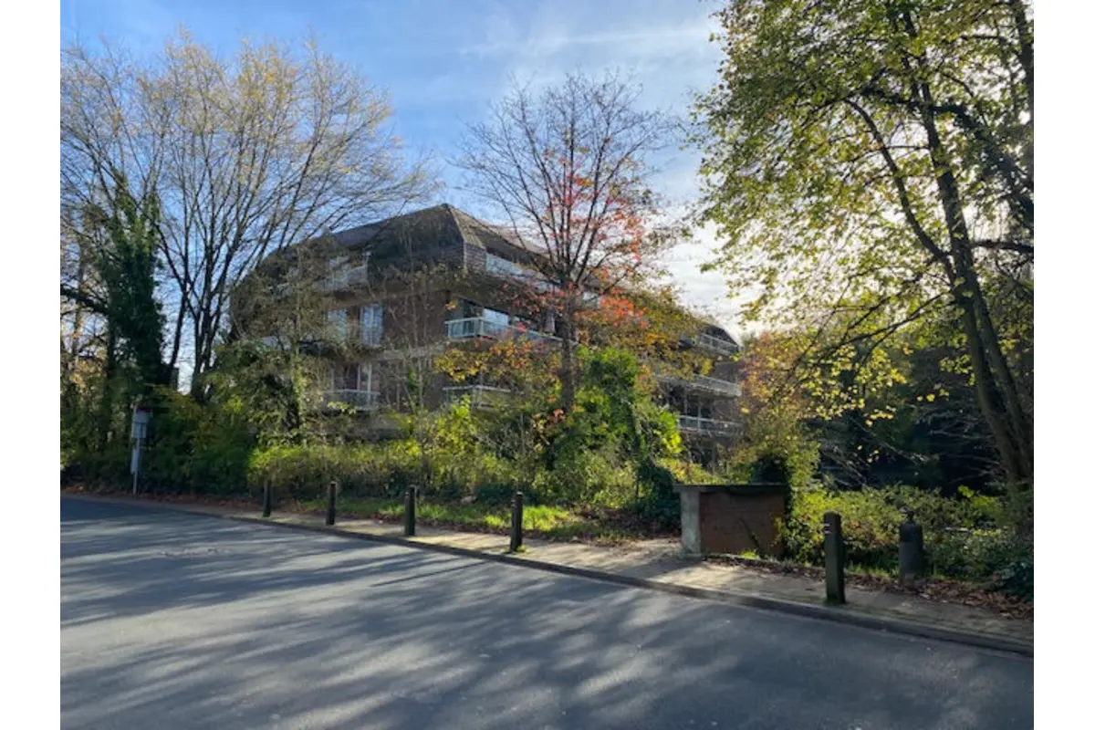 Parking & garage te  huur in Ukkel 1180 130.00€  slaapkamers m² - Zoekertje 318925