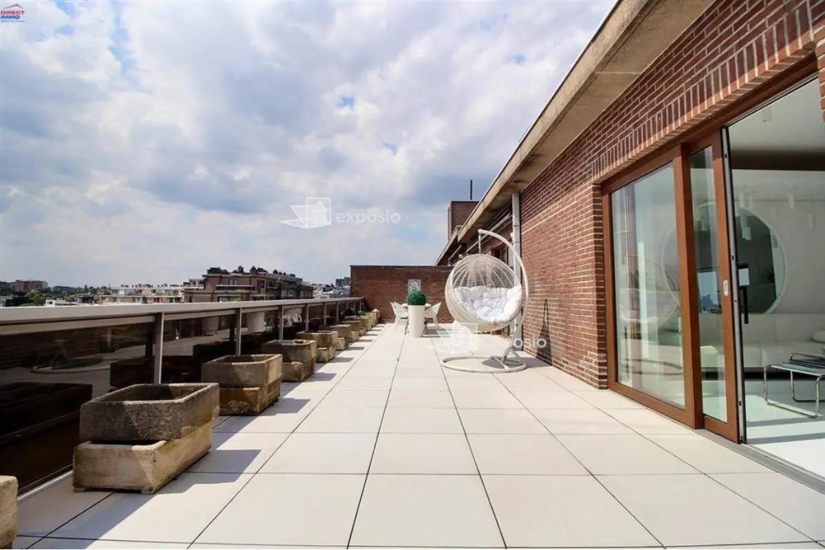 Penthouse te  koop in Koekelberg 1081 695000.00€ 4 slaapkamers 220.00m² - Zoekertje 321231