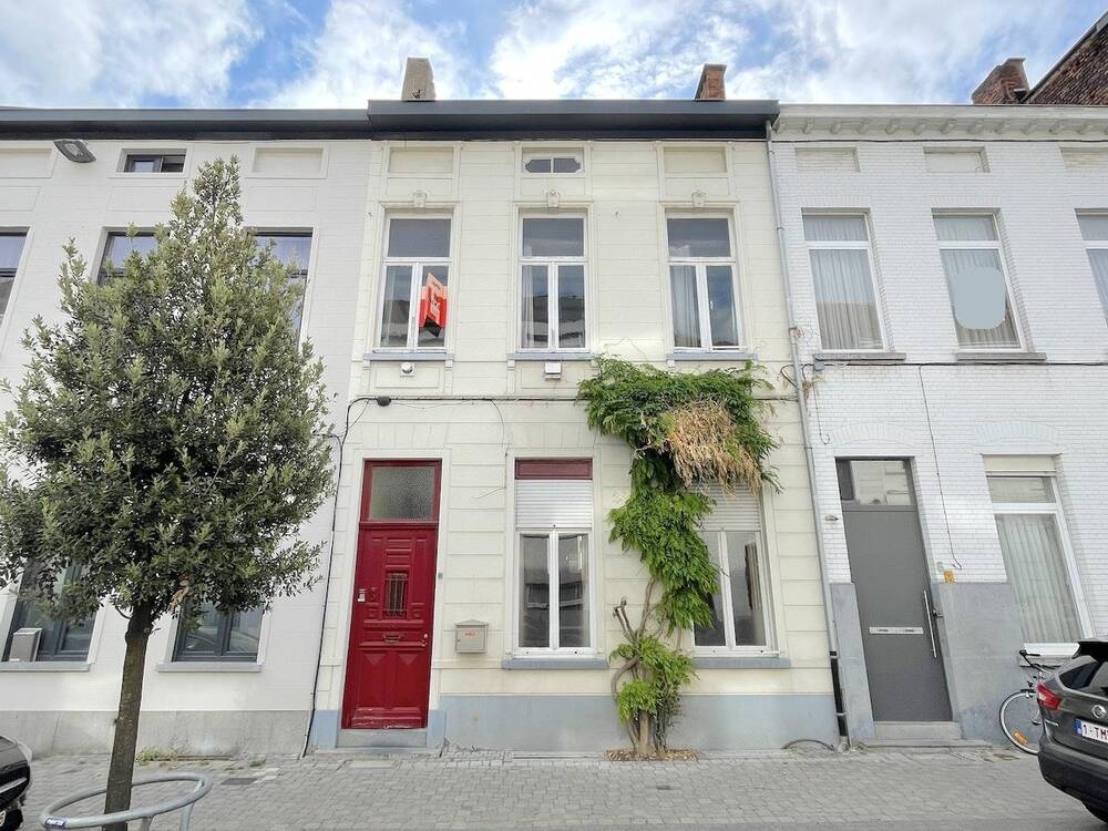 Kasteel te koop in Aalst 9300 258000.00€ 4 slaapkamers 170.00m² - Zoekertje 327736