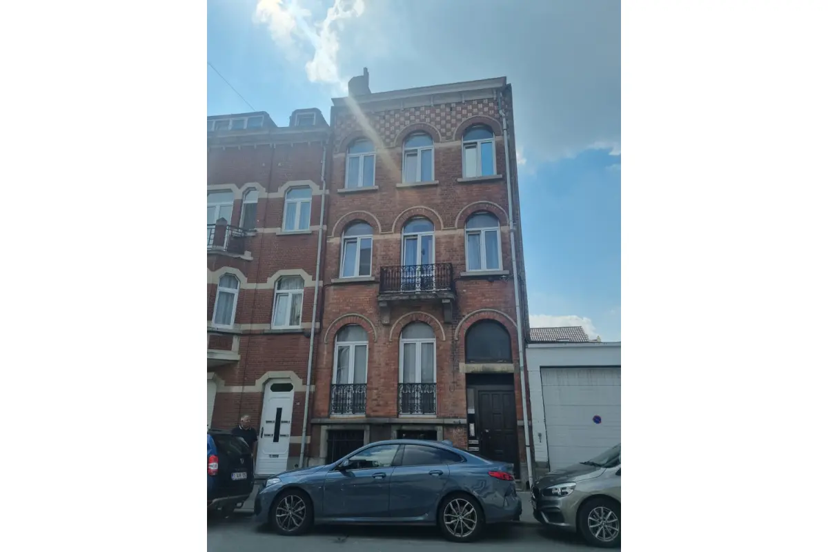 Immeuble de rapport - Immeuble à appartement à vendre à Molenbeek-Saint-Jean 1080 575000.00€  chambres m² - annonce 332269