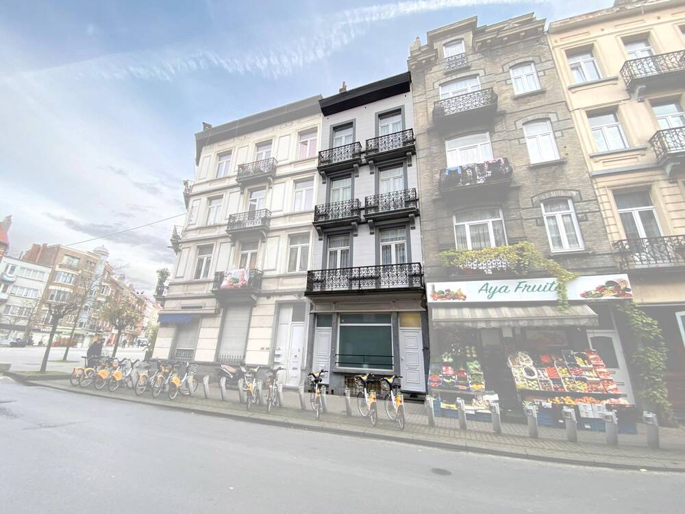 Mixgebouw te  koop in Vorst 1190 630000.00€ 5 slaapkamers 234.00m² - Zoekertje 333529