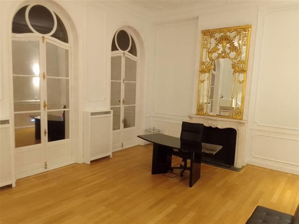Handelszaak te huur in Ukkel 1180 1290.00€ slaapkamers 25.00m² - Zoekertje 335788