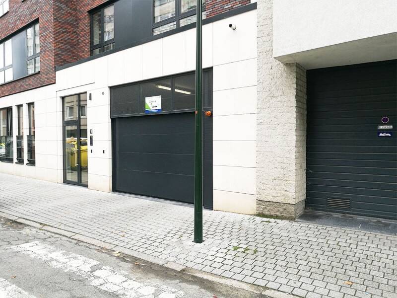 Parking / garage à louer à Molenbeek-Saint-Jean 1080 119.00€  chambres m² - annonce 341616
