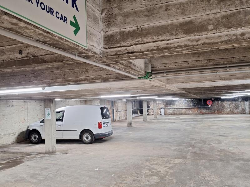 Parking / garage à louer à Neder-Over-Heembeek 1120 64.00€ chambres m² - annonce 341874