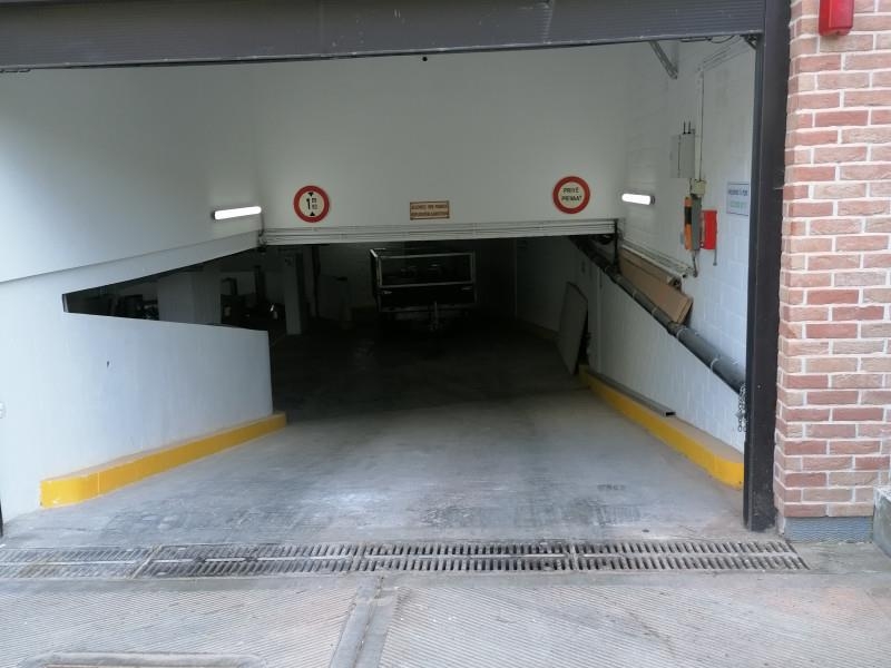 Parking & garage te huur in Schaarbeek 1030 140.00€ slaapkamers m² - Zoekertje 341869
