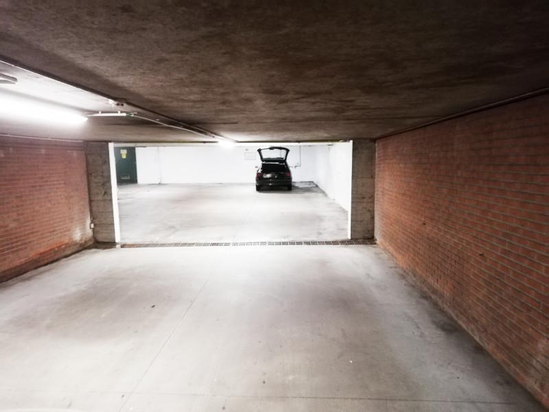 Parking & garage te huur in Sint-Agatha-Berchem 1082 75.00€ slaapkamers m² - Zoekertje 341803