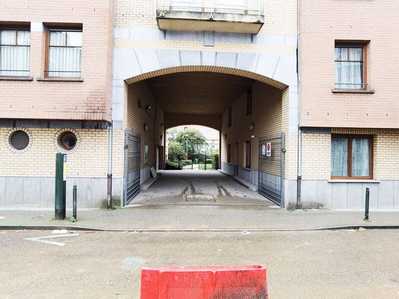 Parking / garage à louer à Molenbeek-Saint-Jean 1080 115.00€  chambres m² - annonce 341892