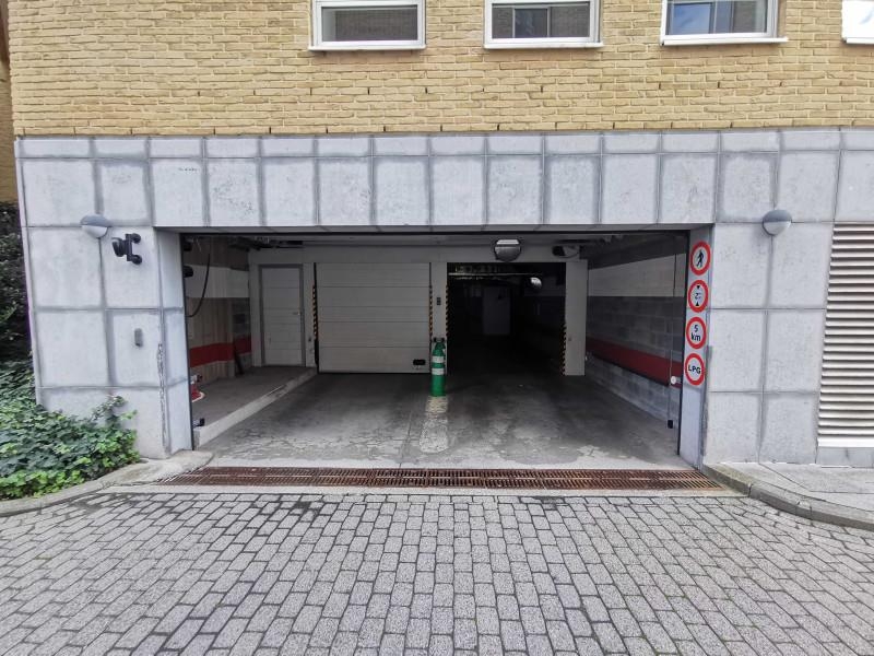 Parking & garage te huur in Oudergem 1160 140.00€ slaapkamers m² - Zoekertje 341632