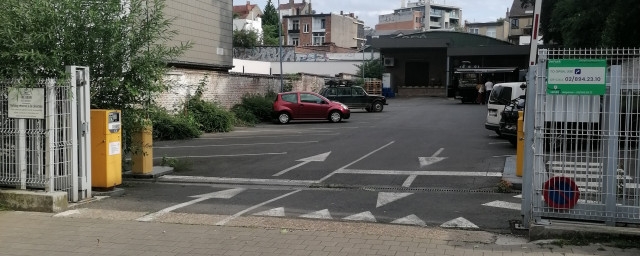 Parking te  huur in Vorst 1190 39.00€  slaapkamers m² - Zoekertje 341769