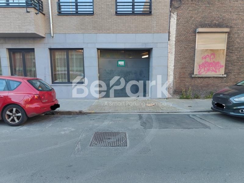 Parking & garage te huur in Anderlecht 1070 109.00€ slaapkamers m² - Zoekertje 341779