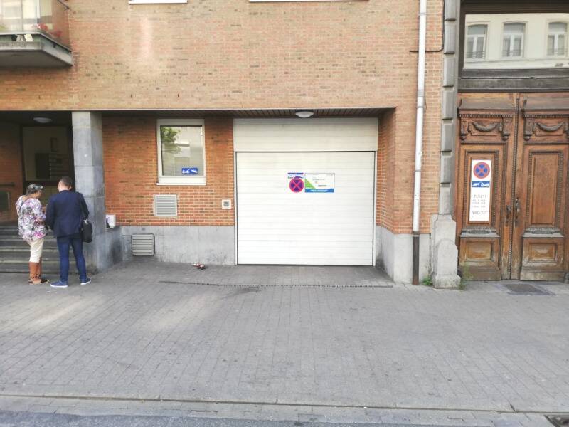 Parking te  huur in Schaarbeek 1030 139.00€  slaapkamers m² - Zoekertje 341806