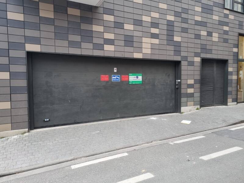 Parking / garage à louer à Molenbeek-Saint-Jean 1080 109.00€  chambres m² - annonce 341916