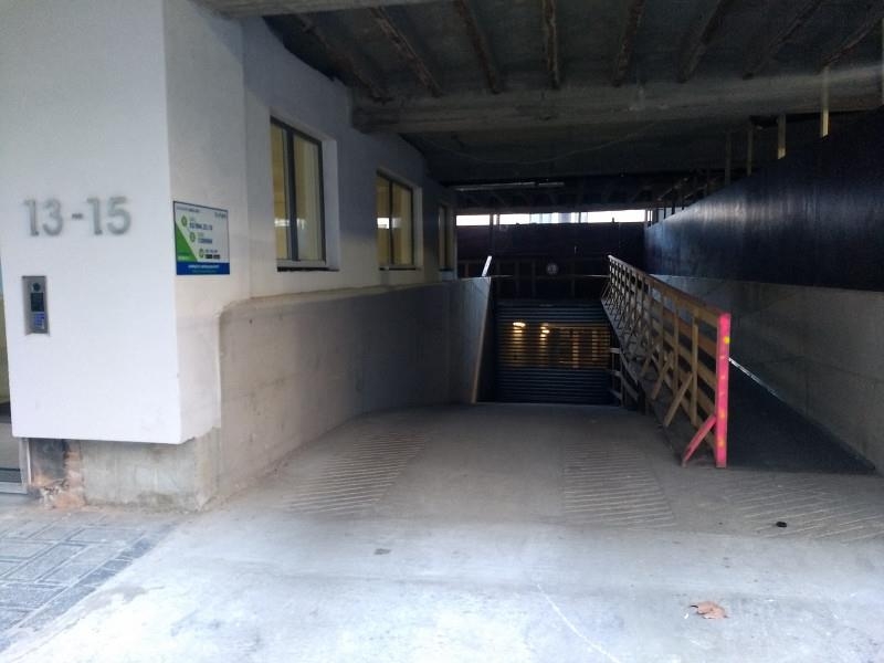 Parking & garage te huur in Sint-Joost-ten-Node 1210 165.00€ slaapkamers m² - Zoekertje 341932