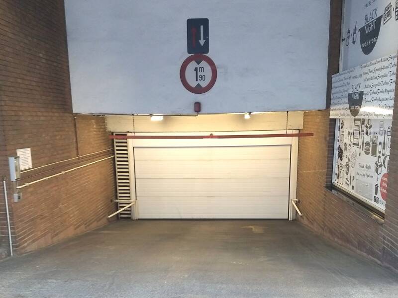 Parking / garage à louer à Saint-Gilles 1060 140.00€ chambres m² - annonce 341931