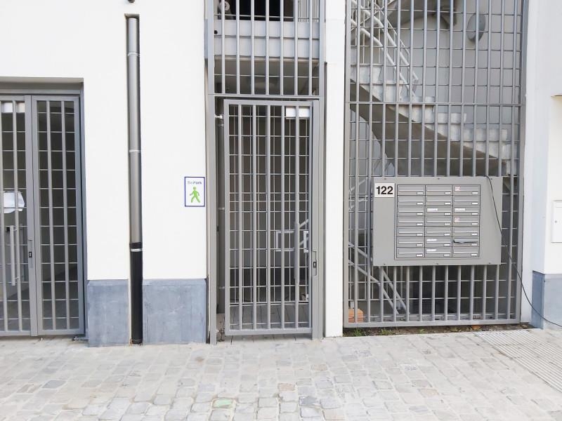 Parking & garage te huur in Laken 1020 135.00€ slaapkamers m² - Zoekertje 341580