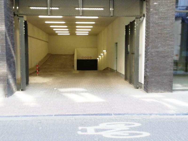 Parking te huur in Elsene 1050 135.00€ slaapkamers m² - Zoekertje 341628