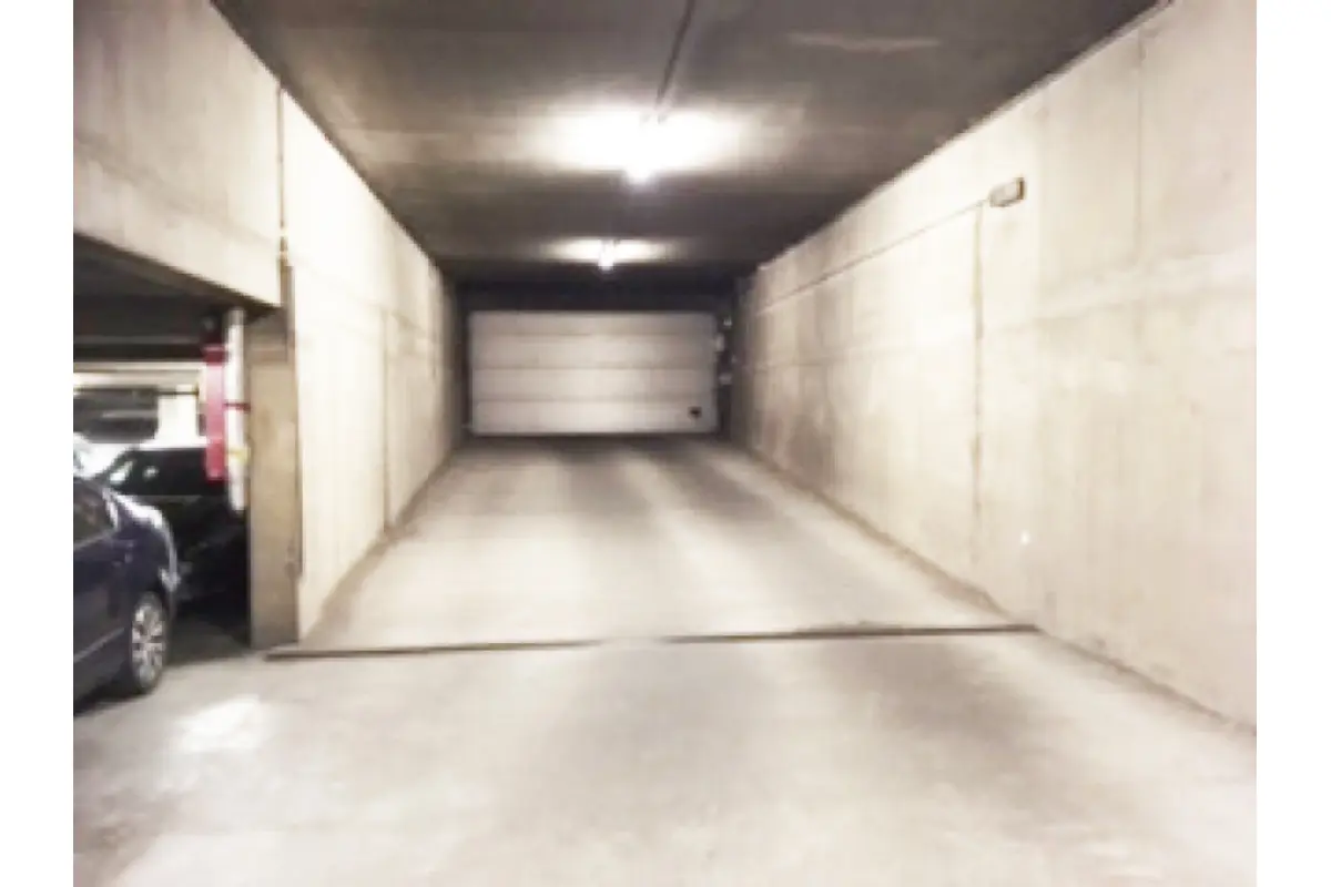 Parking / garage à louer à Ixelles 1050 151.00€  chambres m² - annonce 341701
