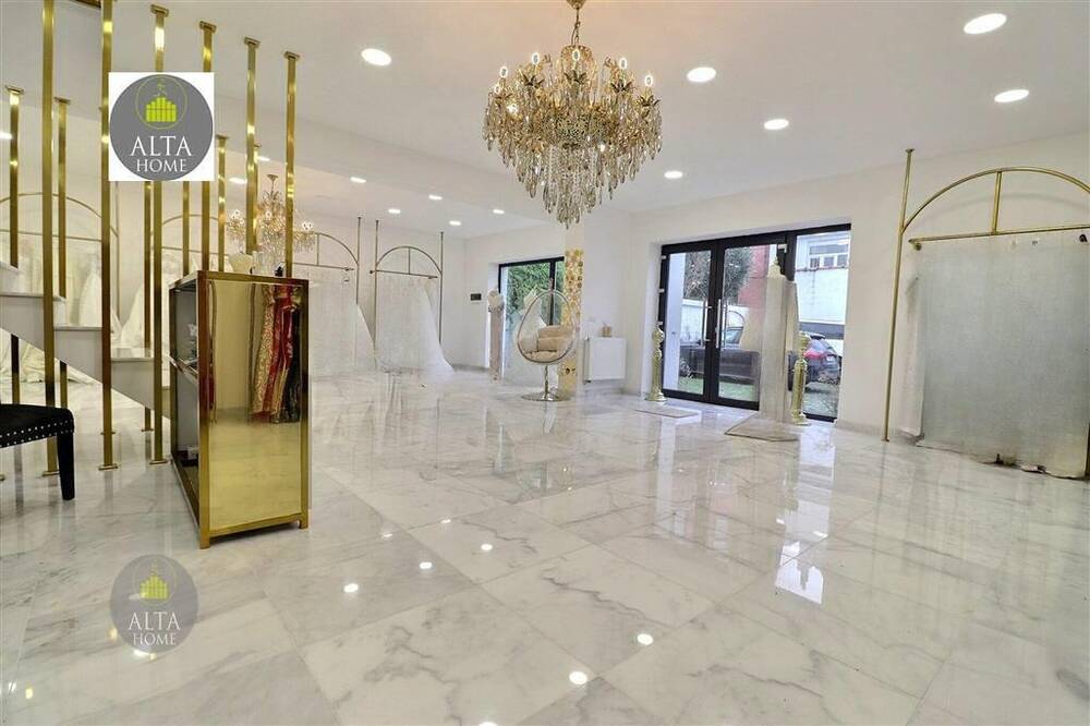 Handelszaak te huur in Anderlecht 1070 3000.00€ slaapkamers 200.00m² - Zoekertje 341981