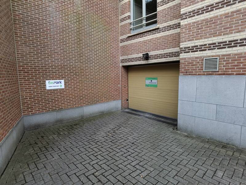Parking te huur in Sint-Lambrechts-Woluwe 1200 89.00€ slaapkamers m² - Zoekertje 341723
