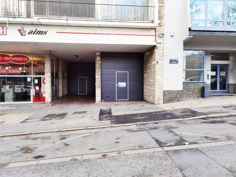 Parking te  huur in Vorst 1190 139.00€  slaapkamers m² - Zoekertje 341738