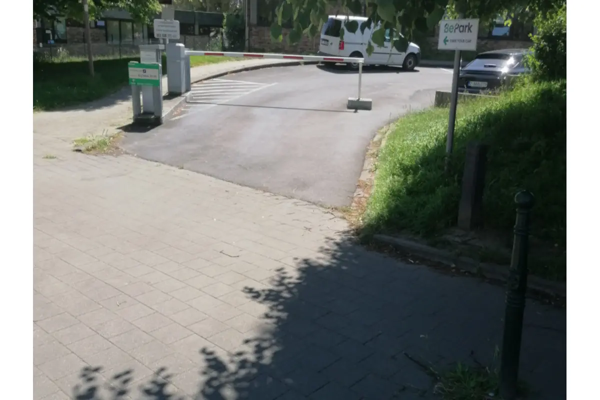 Parking à louer à Laeken 1020 95.00€  chambres m² - annonce 341883