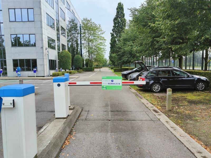 Parking & garage te huur in Haren 1130 109.00€ slaapkamers m² - Zoekertje 341770