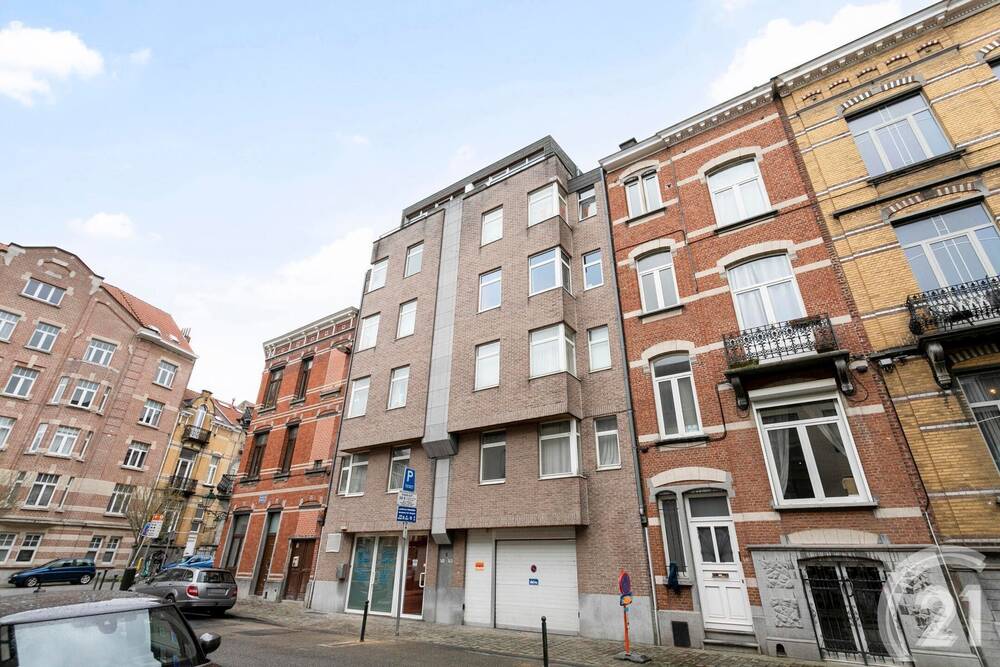 Parking / garage à vendre à Etterbeek 1040 14500.00€ chambres m² - annonce 346630