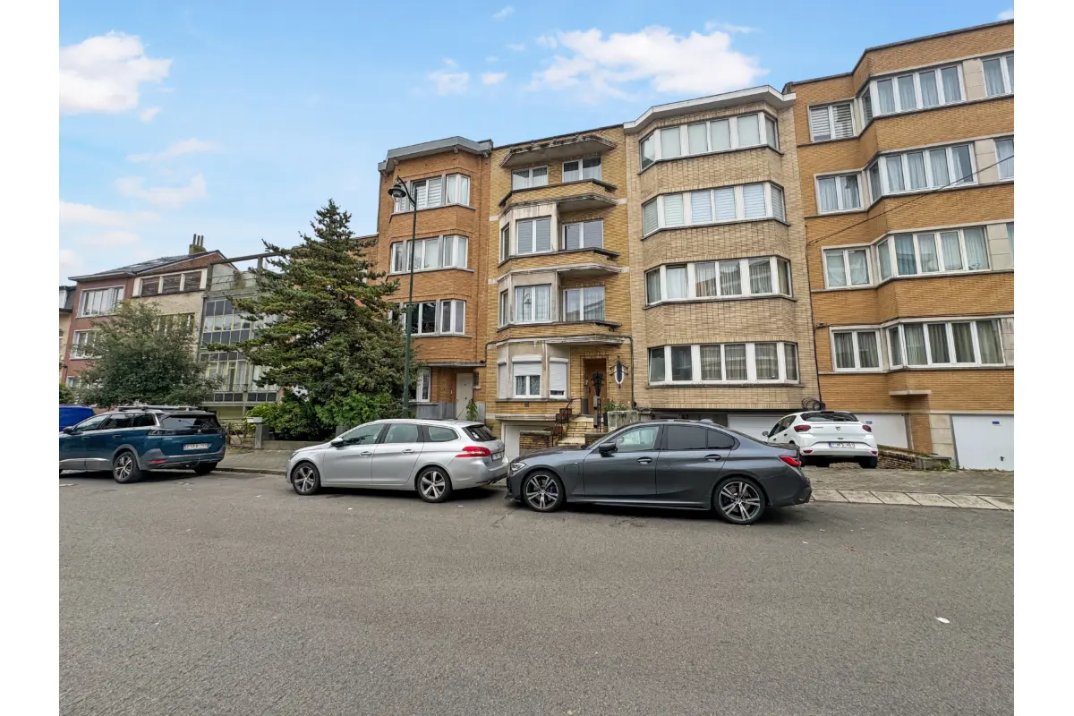 Mixgebouw te  koop in Laken 1020 820000.00€ 6 slaapkamers 280.00m² - Zoekertje 347042