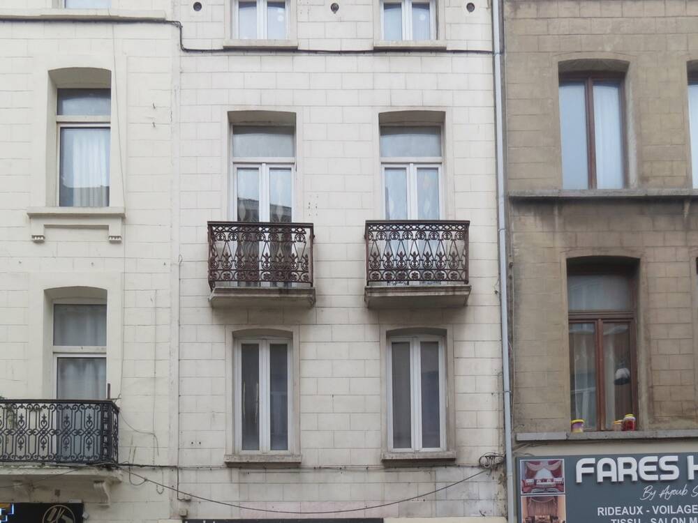 Immeuble de rapport - Immeuble à appartement à vendre à Molenbeek-Saint-Jean 1080 420000.00€ 3 chambres 165.00m² - annonce 347758