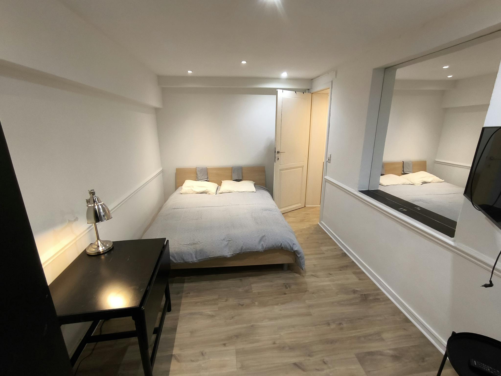 Appartement à louer à Saint-Gilles 1060 800.00€ 0 chambres 50.00m² - annonce 348453