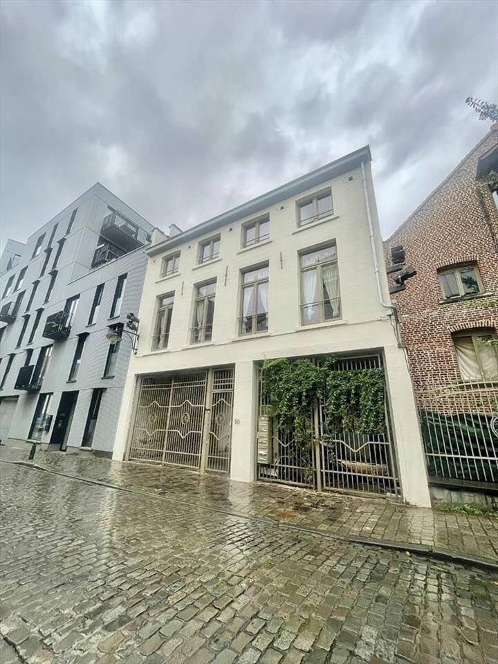 Immeuble de rapport - Immeuble à appartement à vendre à Bruxelles 1000 675000.00€ chambres 1042.00m² - annonce 349523