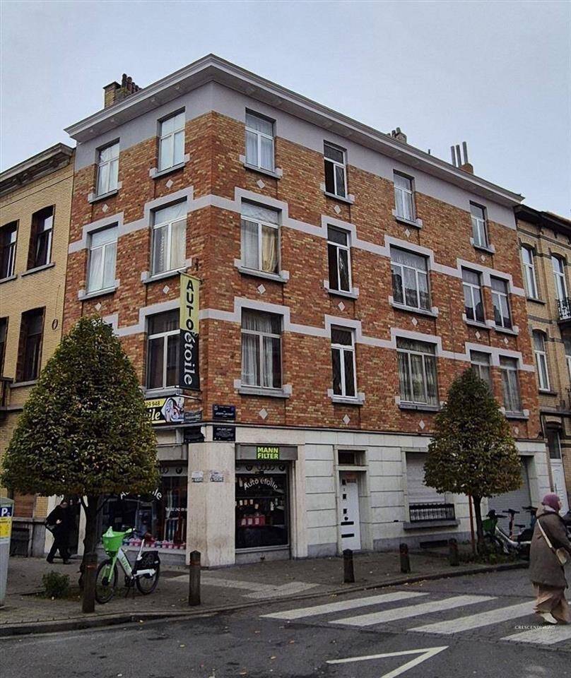 Immeuble de rapport - Immeuble à appartement à vendre à Schaerbeek 1030 1195000.00€ 9 chambres 400.00m² - annonce 349088