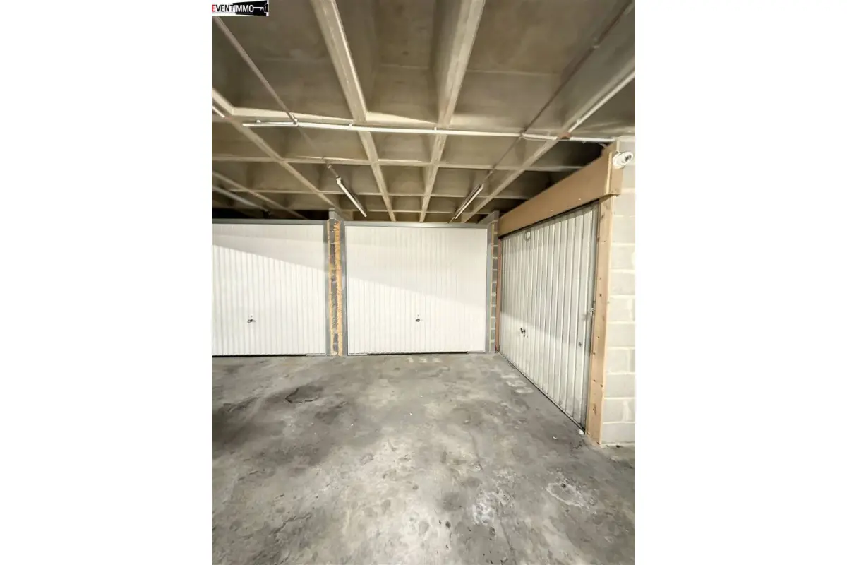 Parking / garage à vendre à Saint-Josse-ten-Noode 1210 30000.00€  chambres m² - annonce 352574