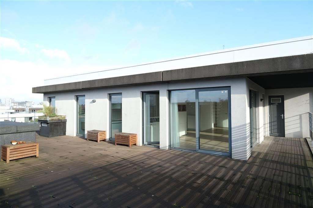 Penthouse te  koop in Schaarbeek 1030 570000.00€ 3 slaapkamers 136.00m² - Zoekertje 354295