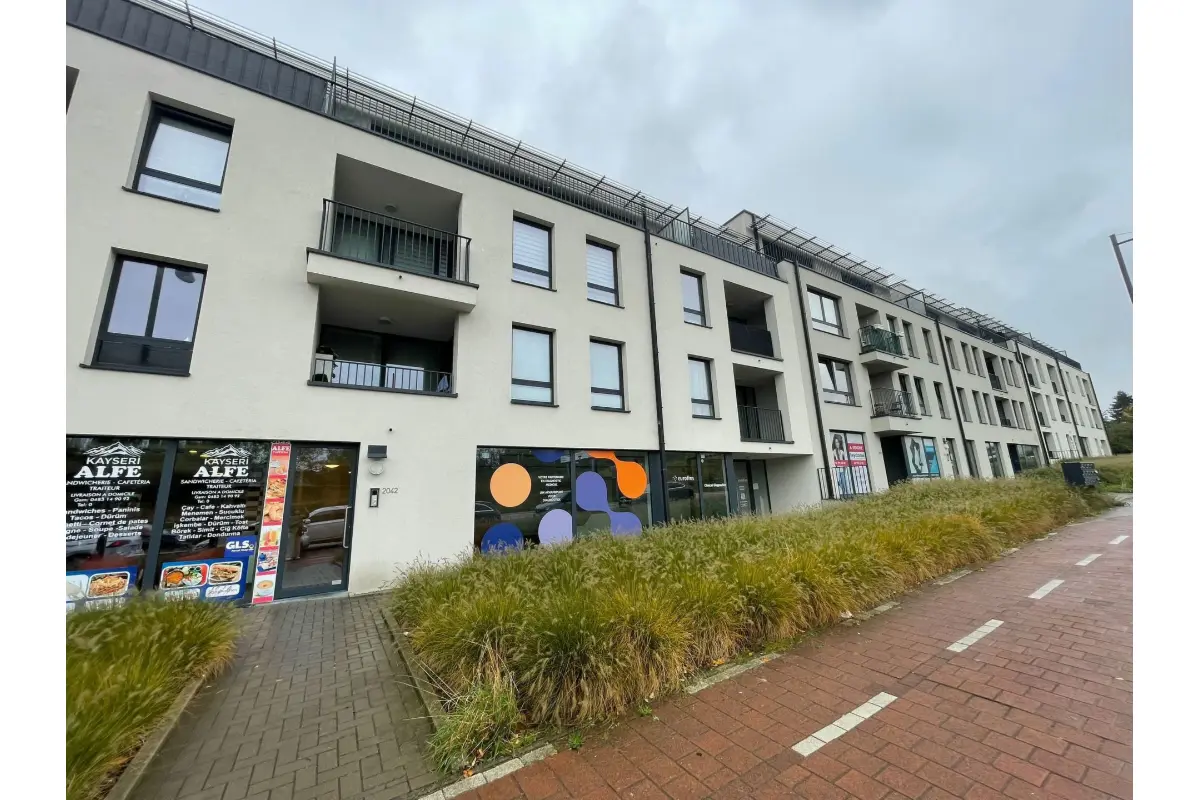 Commerce à vendre à Haren 1130 419840.00€  chambres 160.00m² - annonce 355322