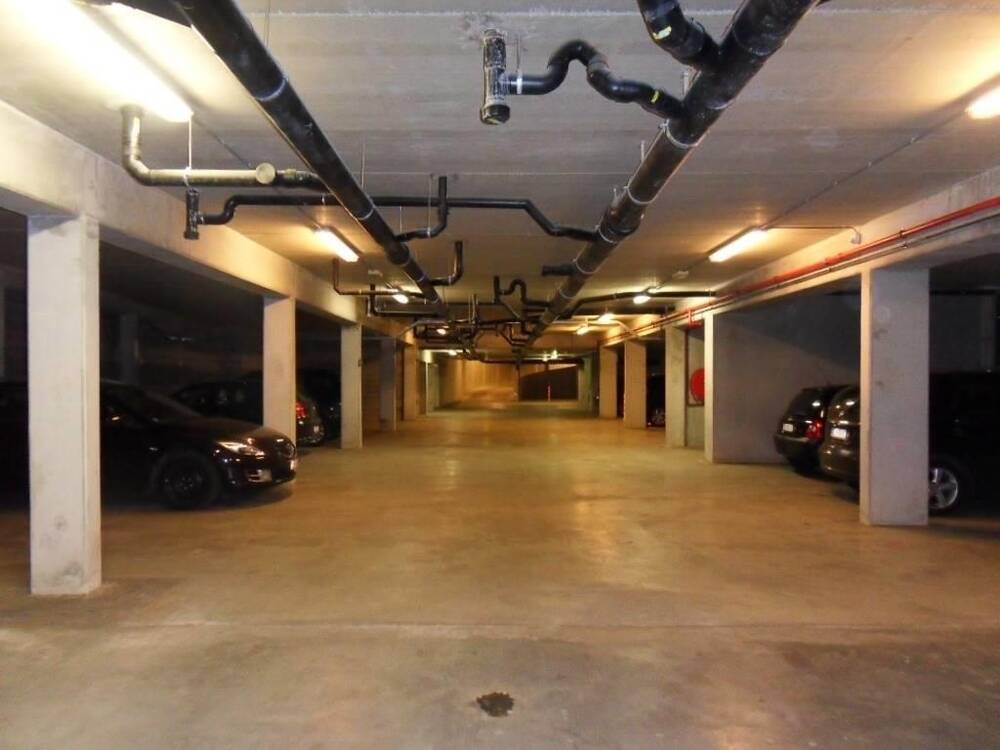 Parking & garage te huur in Elsene 1050 110.00€ slaapkamers m² - Zoekertje 355282
