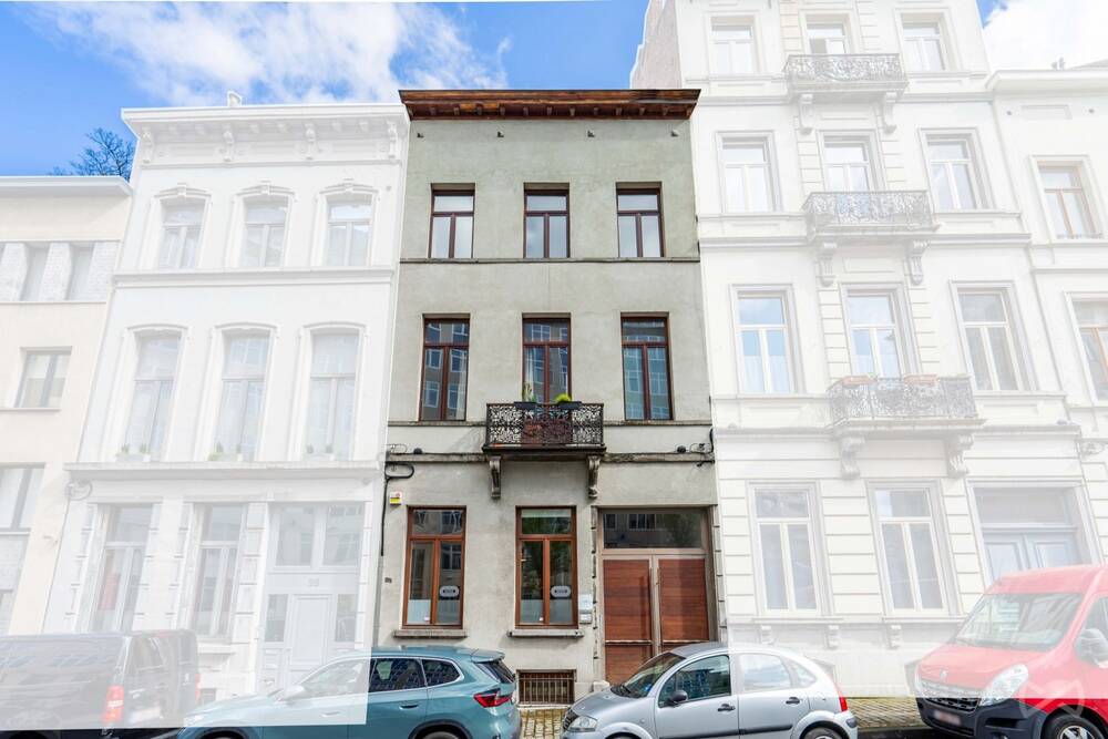 Handelszaak te  koop in Elsene 1050 359000.00€  slaapkamers 132.00m² - Zoekertje 355986