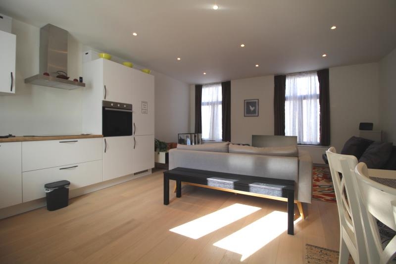 Triplex à vendre à Bruxelles 1000 330000.00€ 3 chambres 100.00m² - annonce 360006