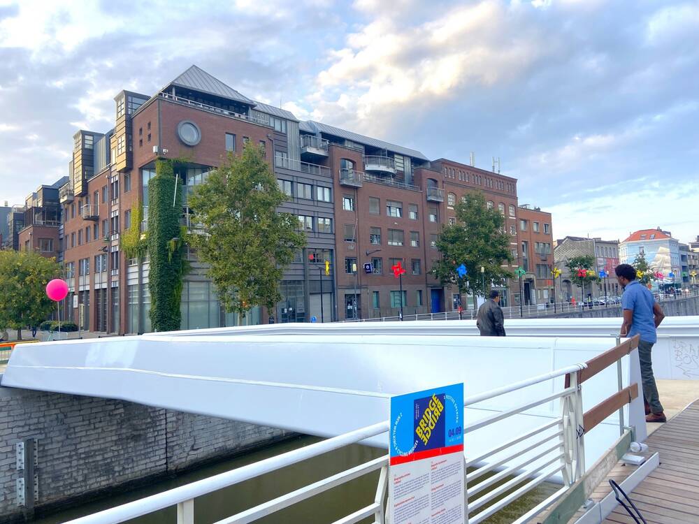Duplex te koop in Sint-Jans-Molenbeek 1080 320000.00€ 2 slaapkamers m² - Zoekertje 361161