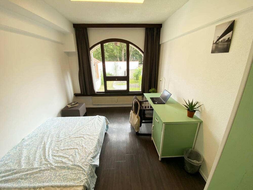 Appartement à louer à Saint-Gilles 1060 710.00€ 1 chambres 16.00m² - annonce 365003