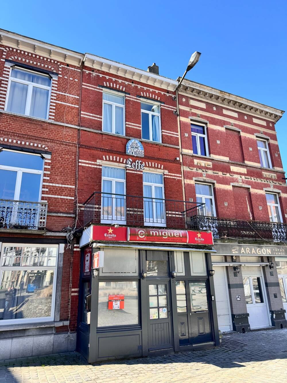 Commerce à à Bruxelles 1000 2100.00€ chambres 90.00m² - annonce 468942