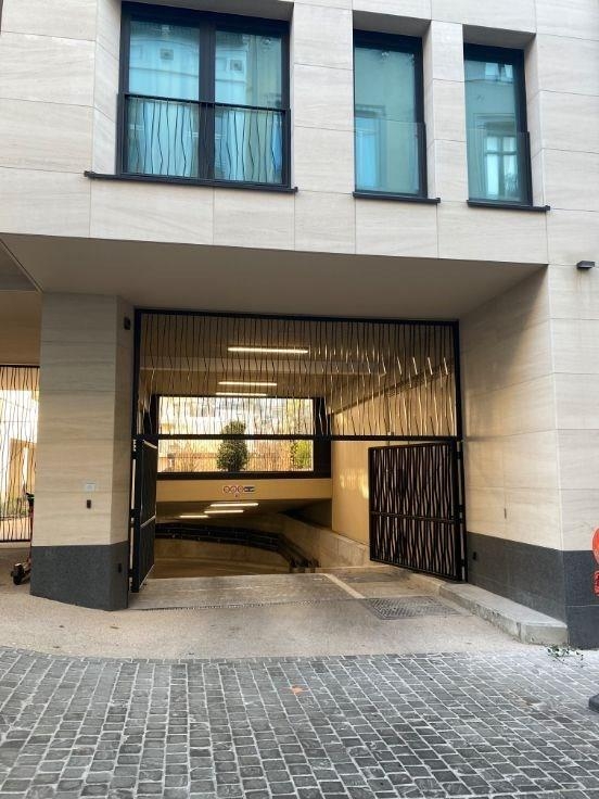 Parking & garage te huur in Elsene 1050 150.00€ slaapkamers m² - Zoekertje 366447