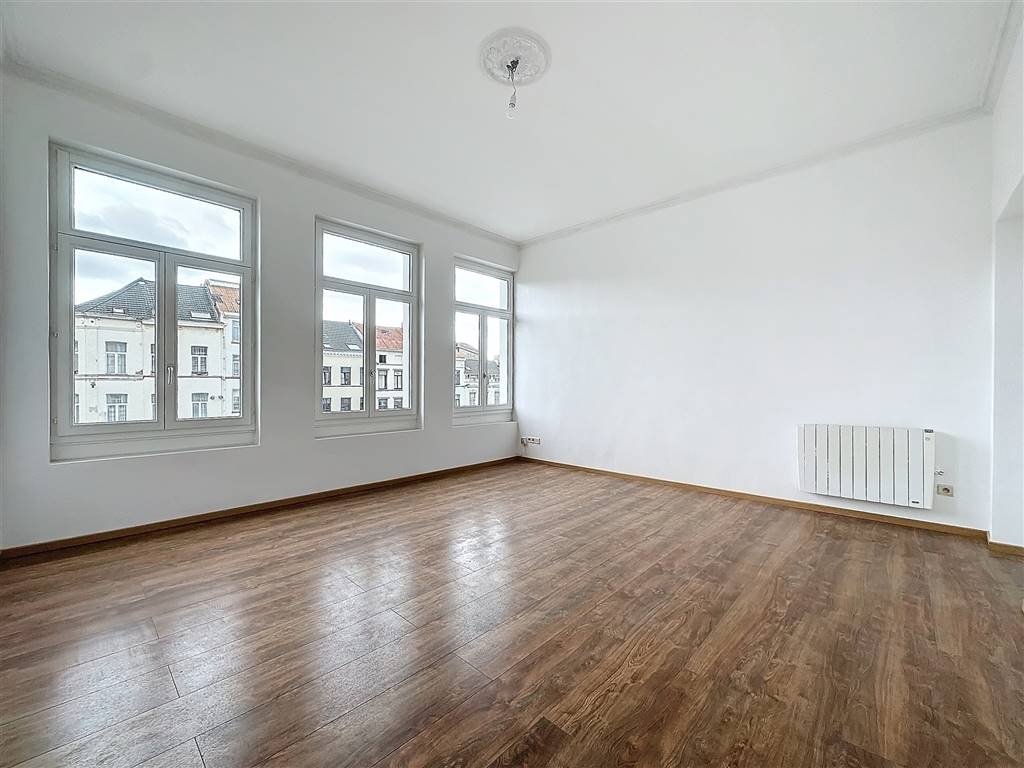 Duplex à vendre à Molenbeek-Saint-Jean 1080 250000.00€ 1 chambres 90.00m² - annonce 370174