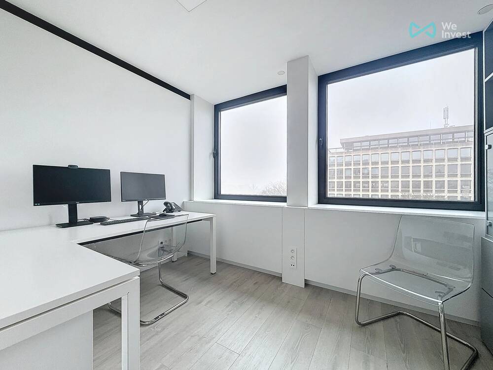 Handelszaak te huur in Watermaal-Bosvoorde 1170 1800.00€ slaapkamers 30.00m² - Zoekertje 371027